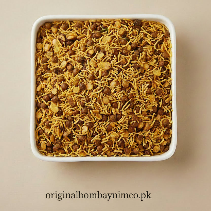 Bowl od dal moth Dal biji bombay nimco