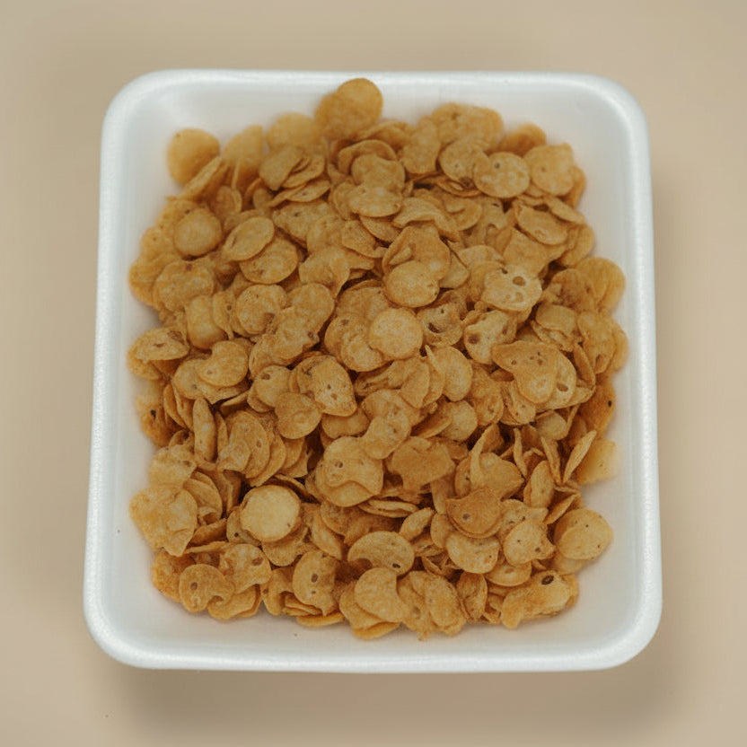 white tray filled with paisa papri 